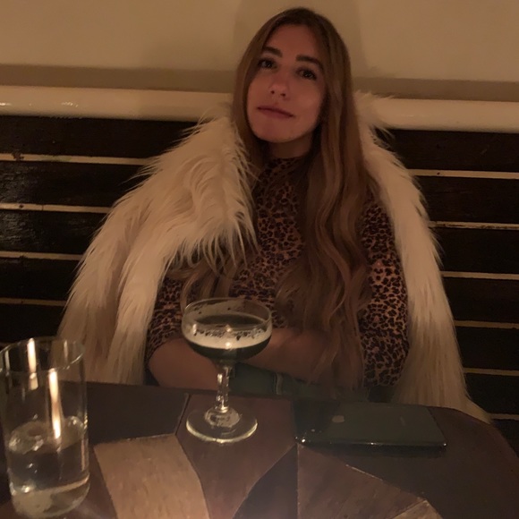 Meet your Posher, Harriet - Picture 2 of 3